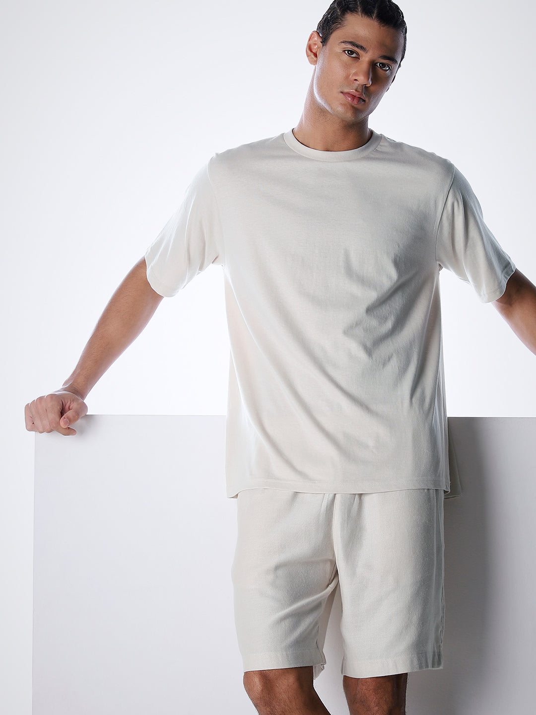 T-Shirt & Shorts Loungewear Set - Beige - L