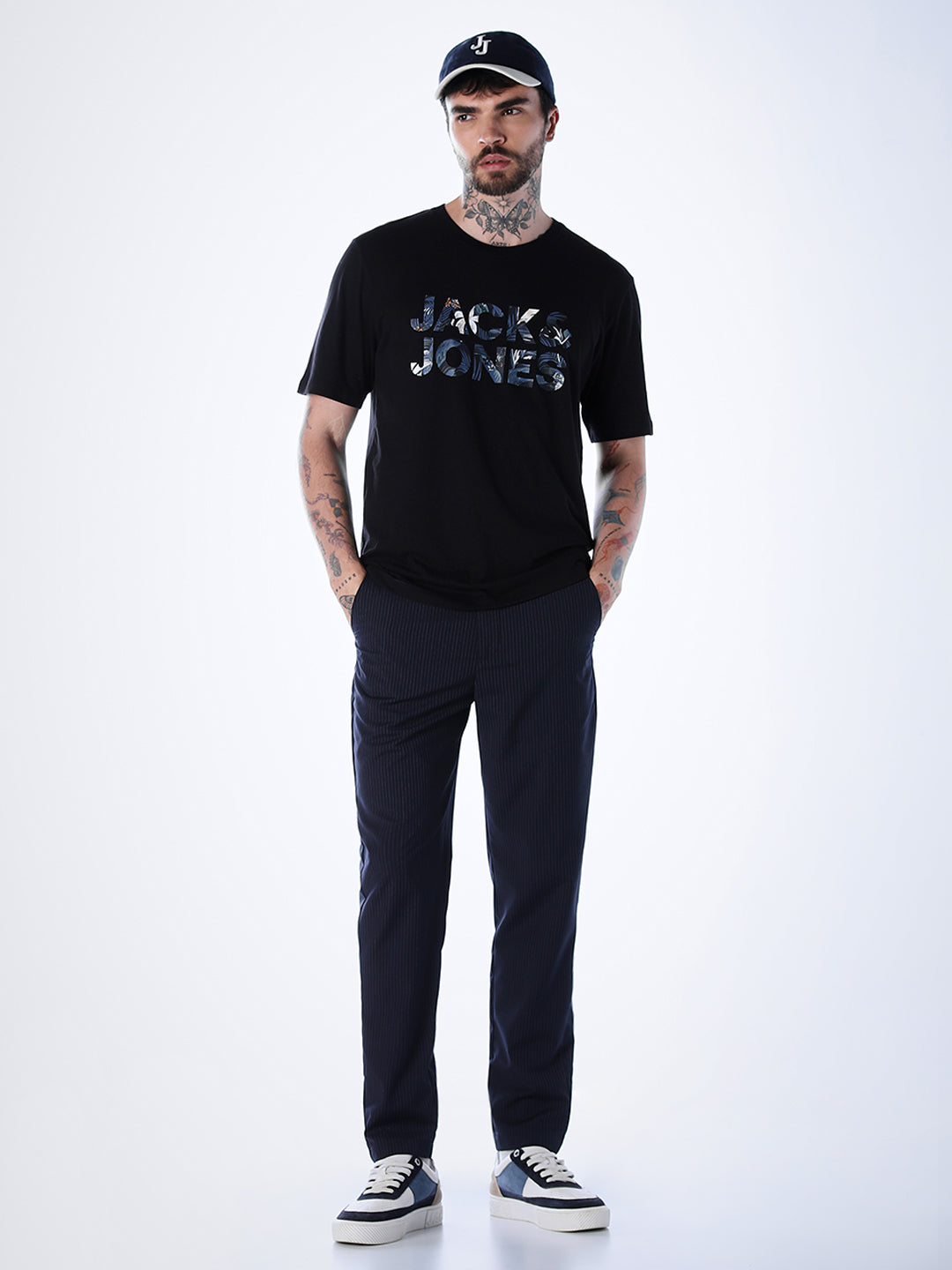 Tropical Logo Print T-shirt - Black