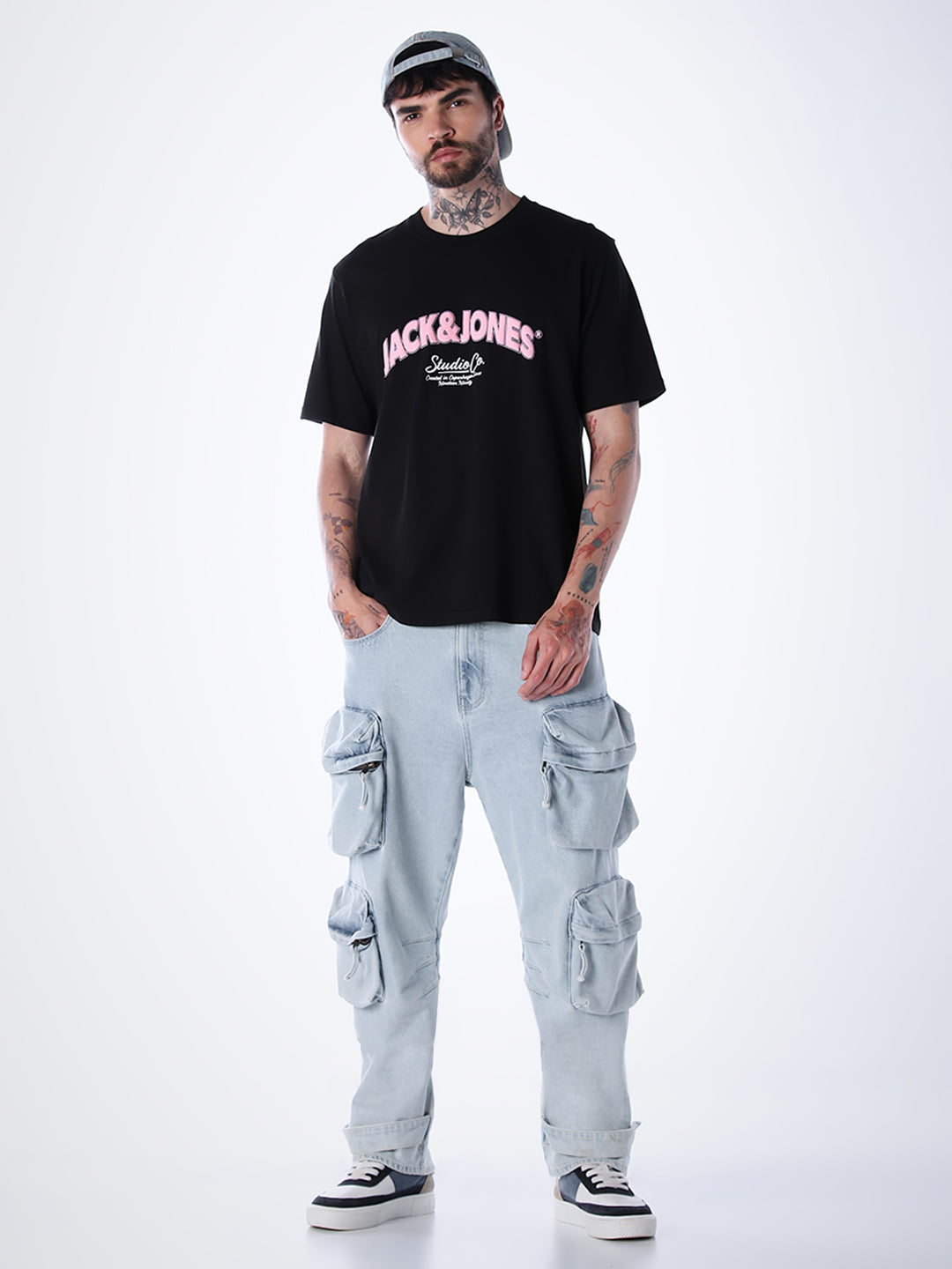 Large Logo Crew Neck T-shirt - Black