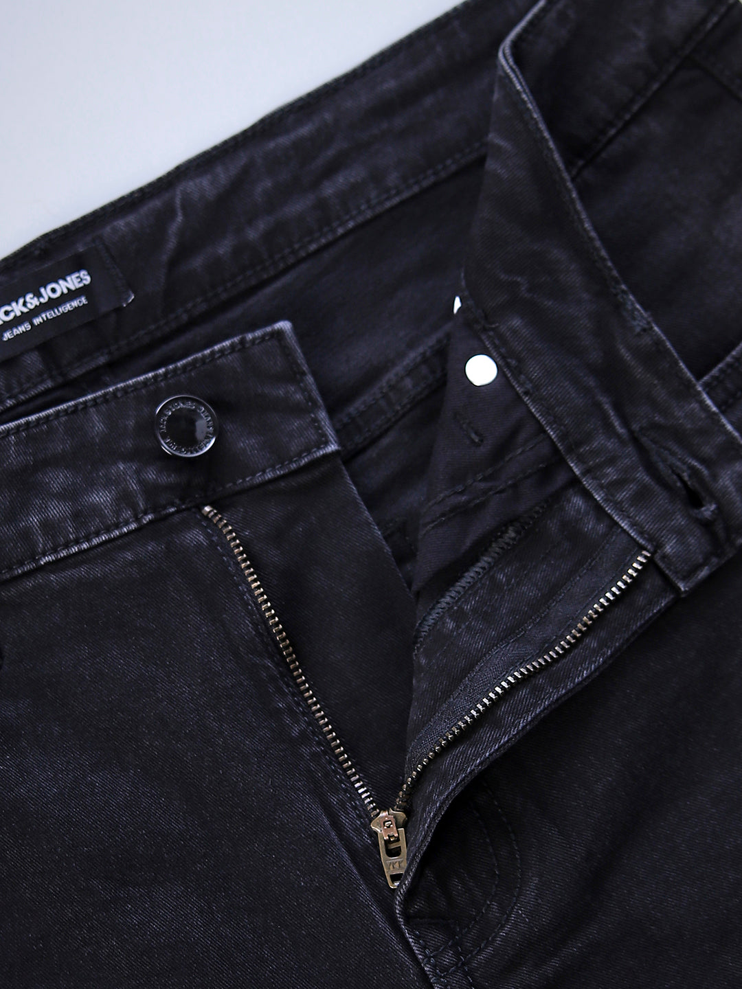 5 Pocket Distressed Clark Regular Fit Jeans - Black