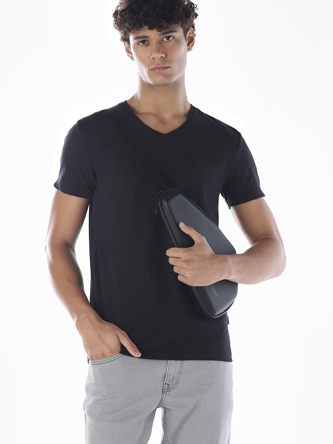 Cotton V-Neck T-shirt - Black - S