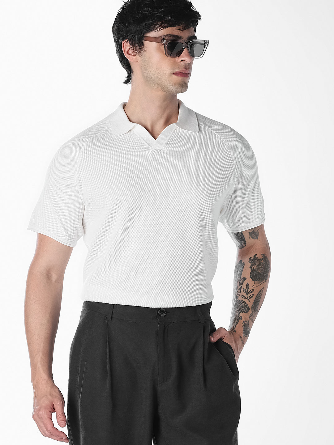 White Split Neck Knitted Polo - L