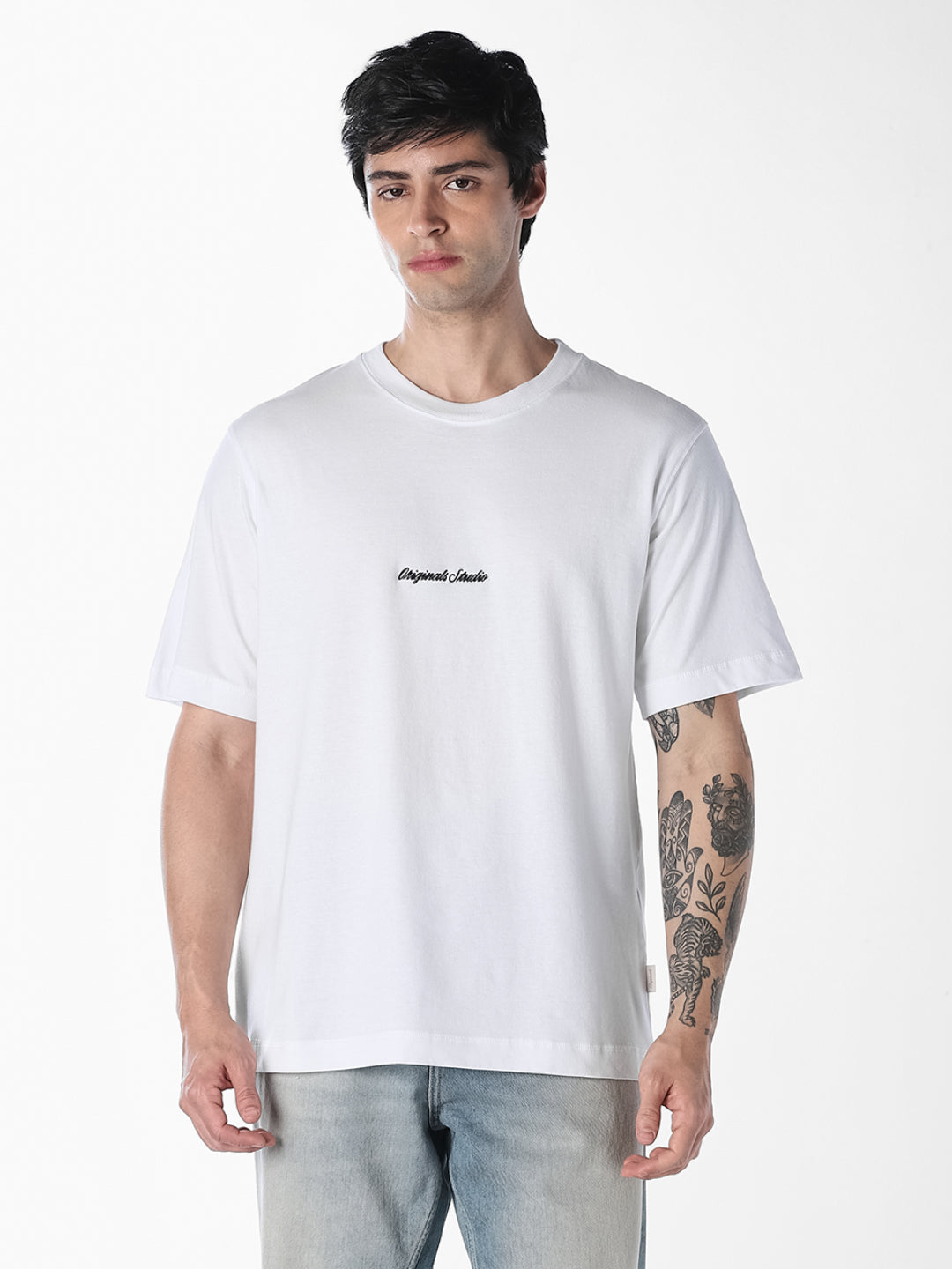 Men's White Relaxed Fit Crew Neck Embroidered T-Shirt