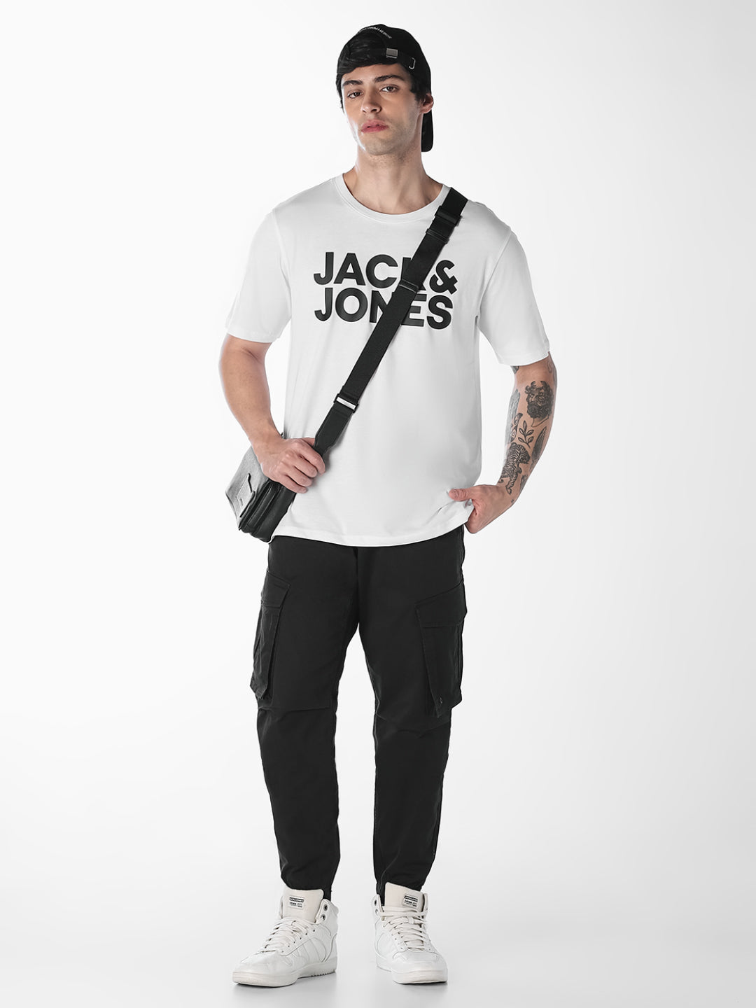 Men's Organic Cotton Slim Fit Crew Neck Logo Print T-Shirt - White