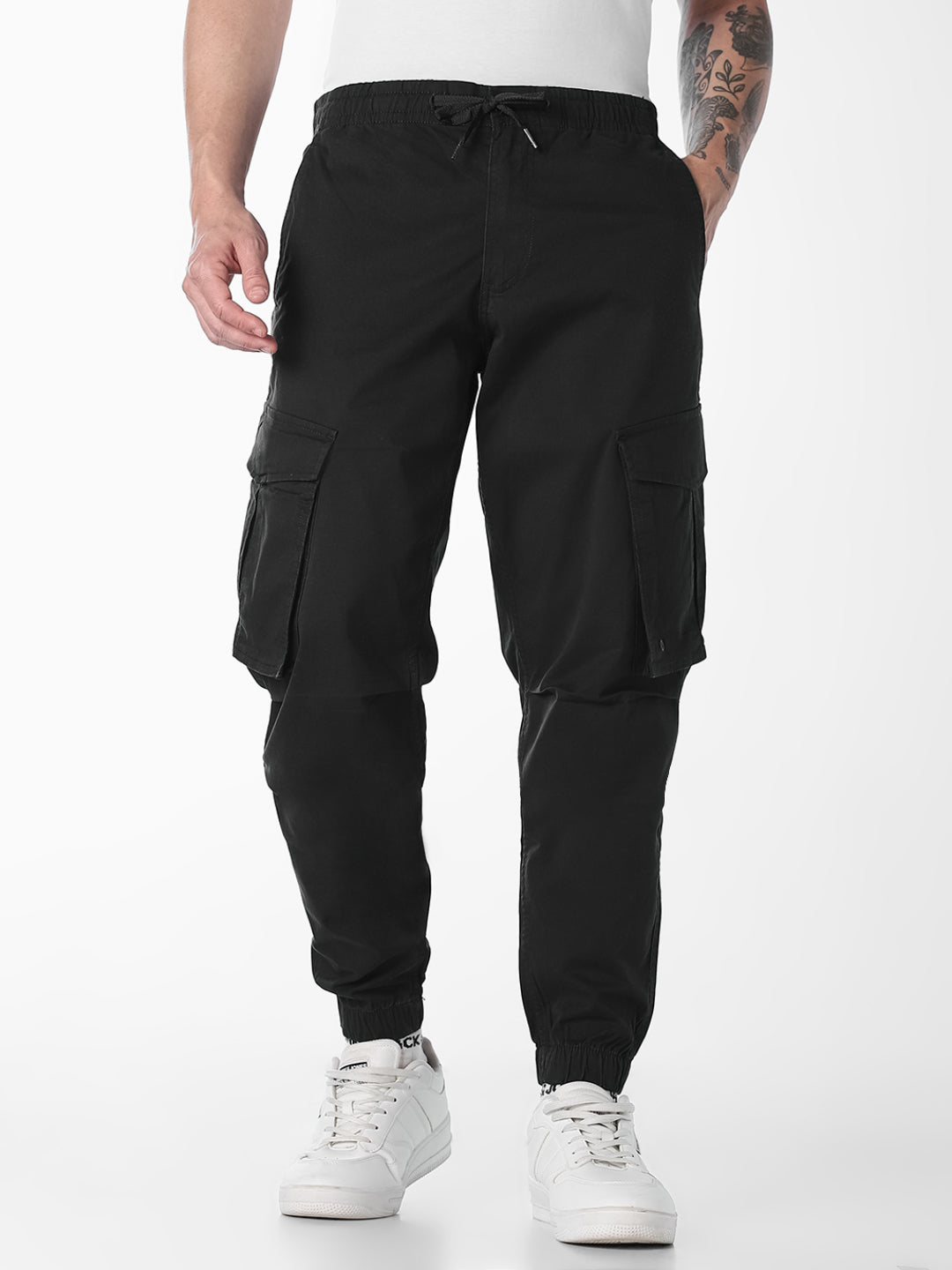 Men Solid Black Slim Fit Cargos With Drawstring Waist
