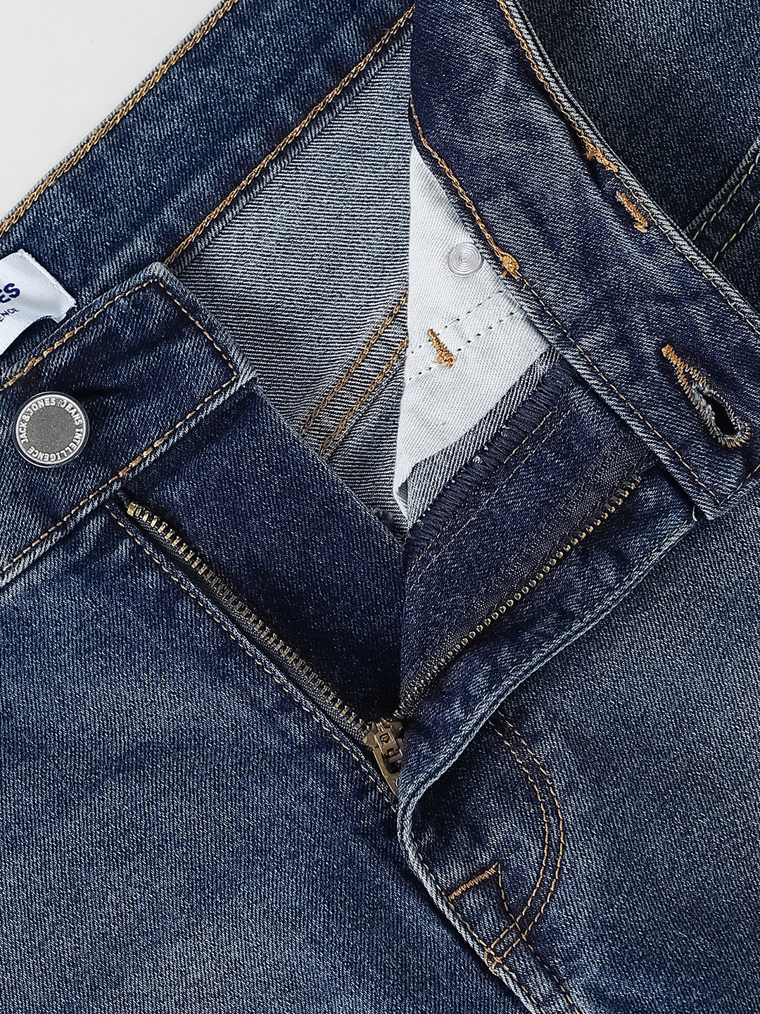 Men's Medium Blue Denim Tapered Fit Jeans