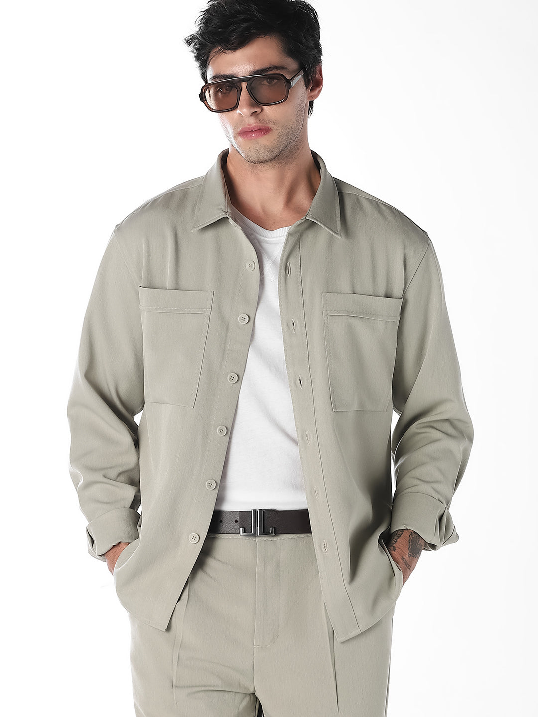 Patch Pocket Oversized Shirt - M