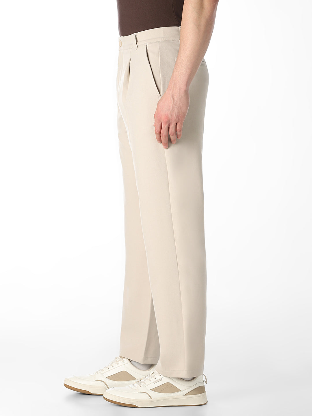 Loose Fit Pleated Pants