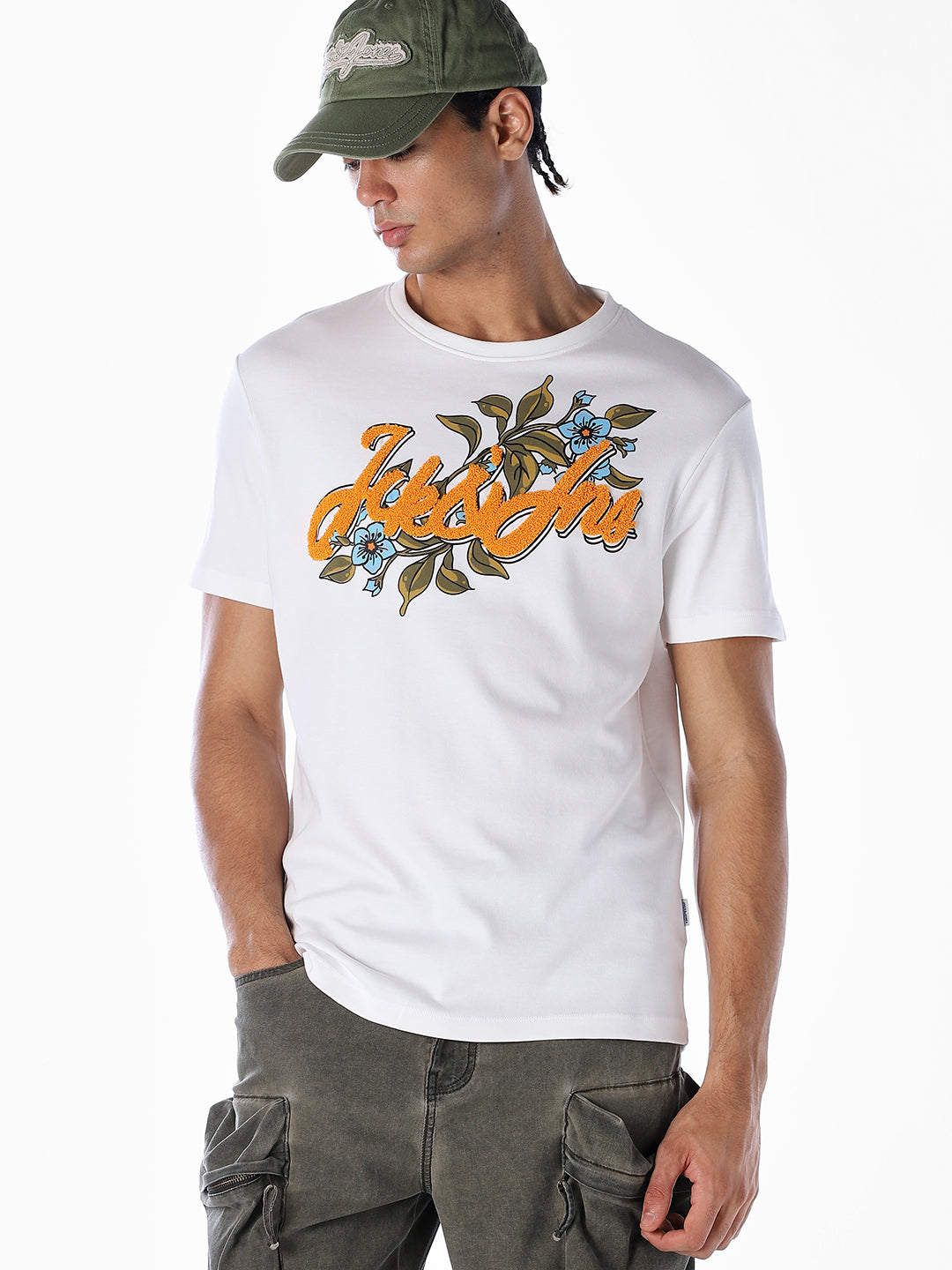 Embroidered Floral Logo Print T-shirt