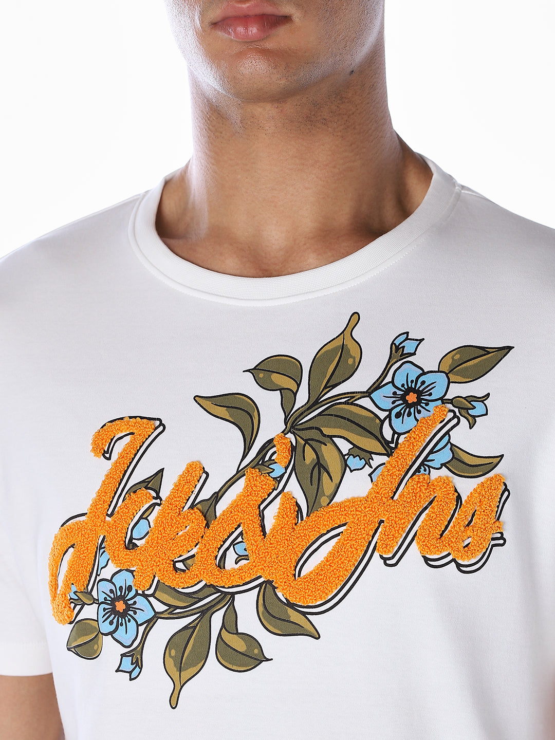 Embroidered Floral Logo Print T-shirt