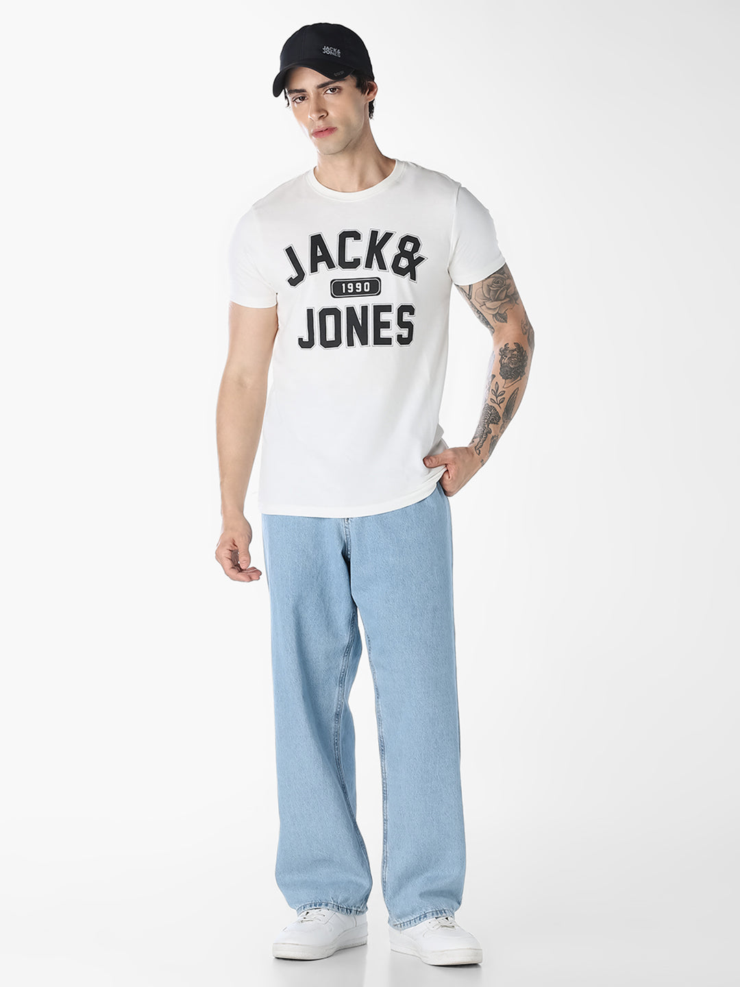 Men's Light Blue Loose Fit Low Rise Jeans With Button Fly