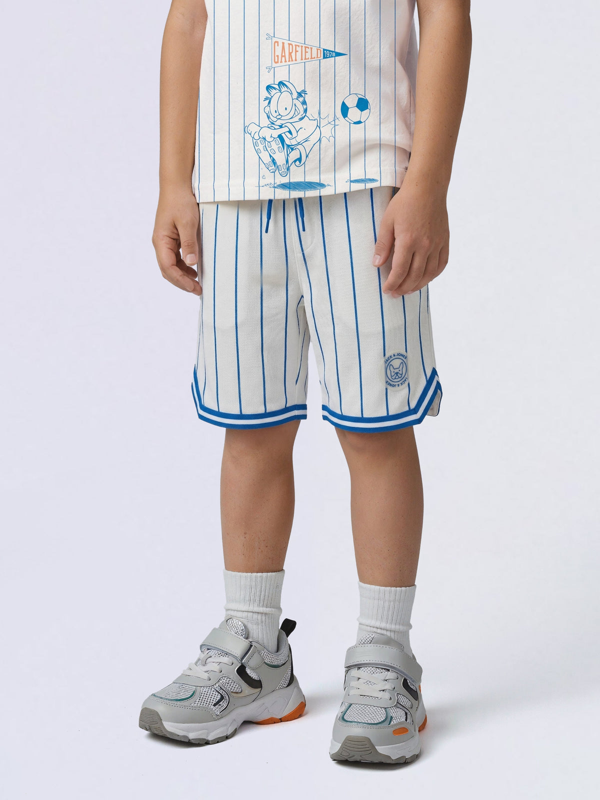 Boys White Striped Shorts - 2/3Y