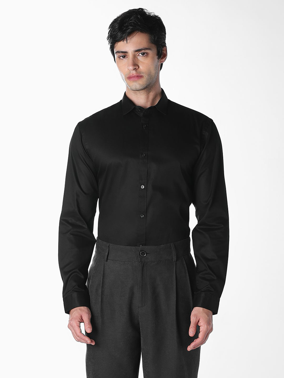 Men's Black Solid Slim Fit Cotton Poplin Formal Shirt