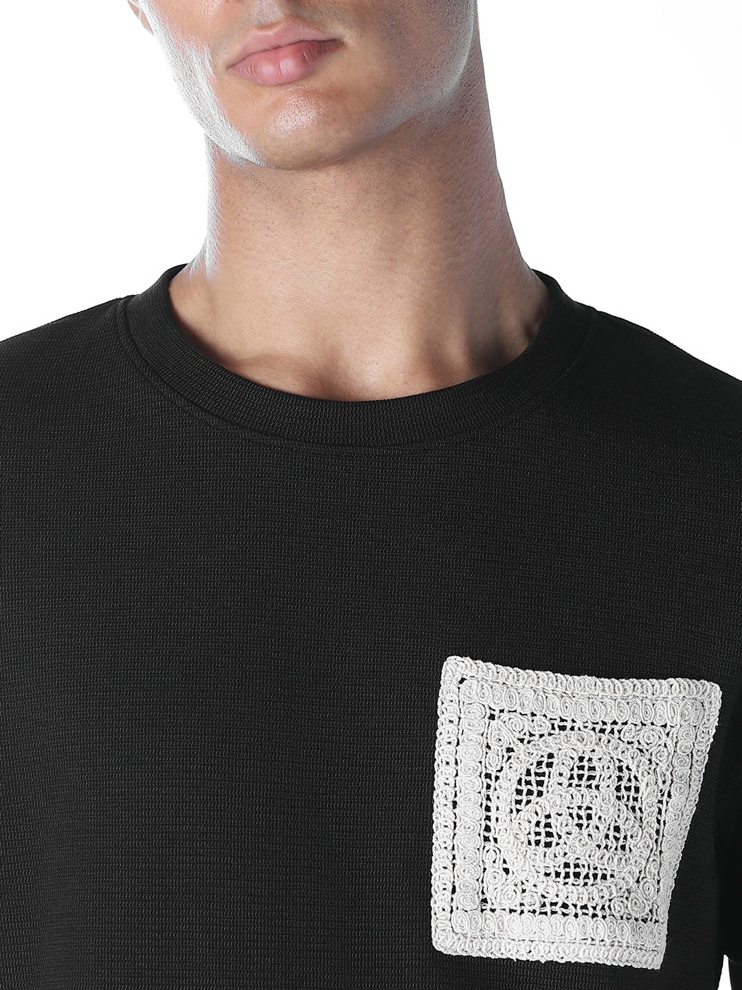 Crochet Pocket Crew Neck T-shirt