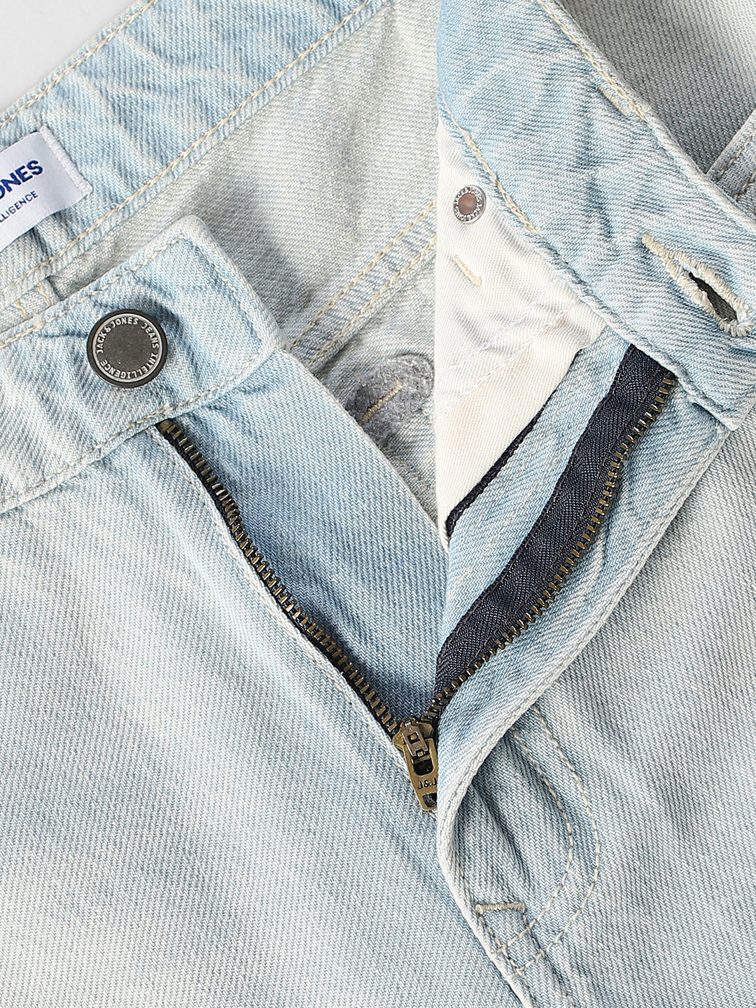 Distressed Eddie Loose Fit Jeans