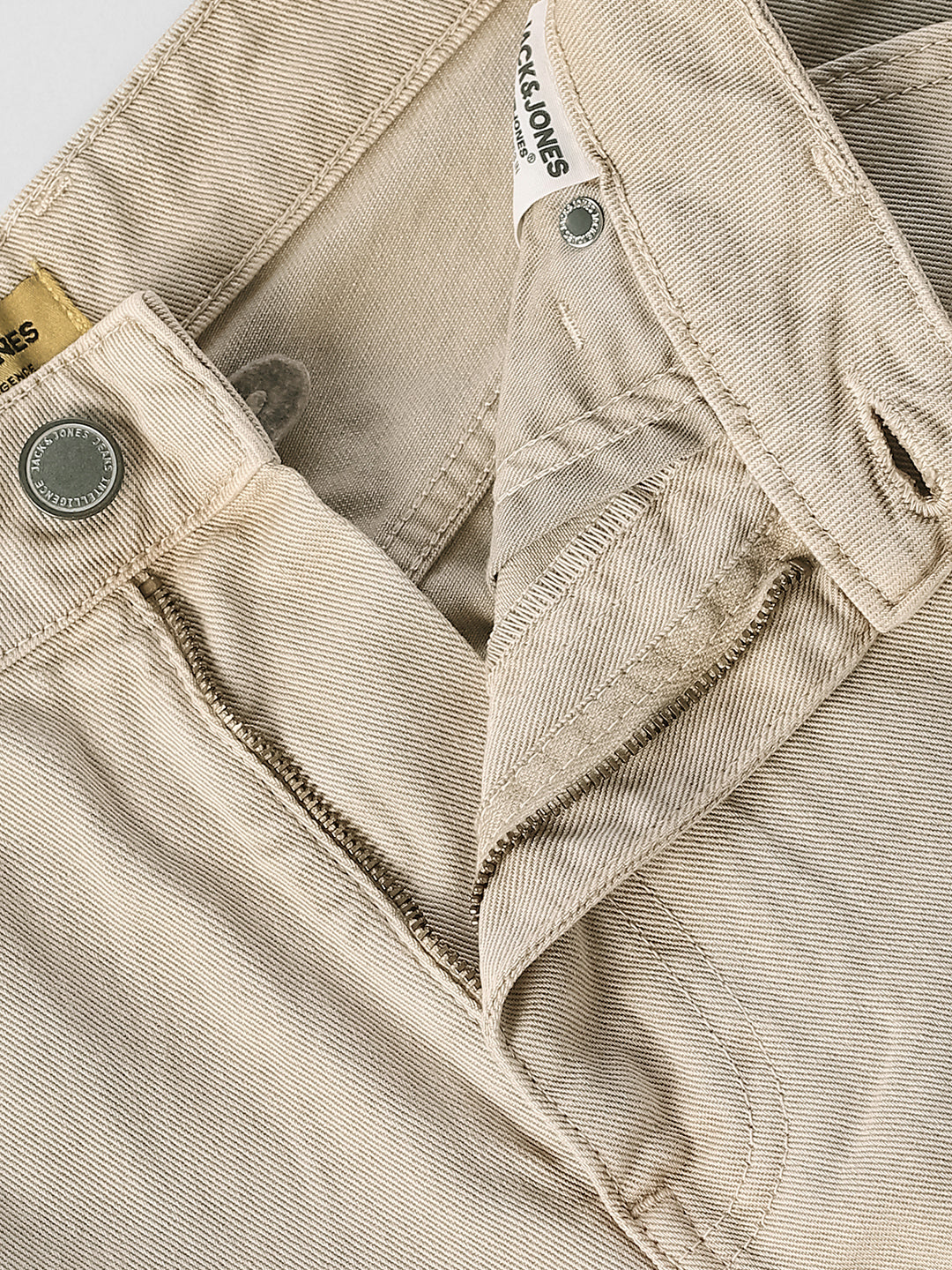 8 Pocket Dario Loose Fit Jeans