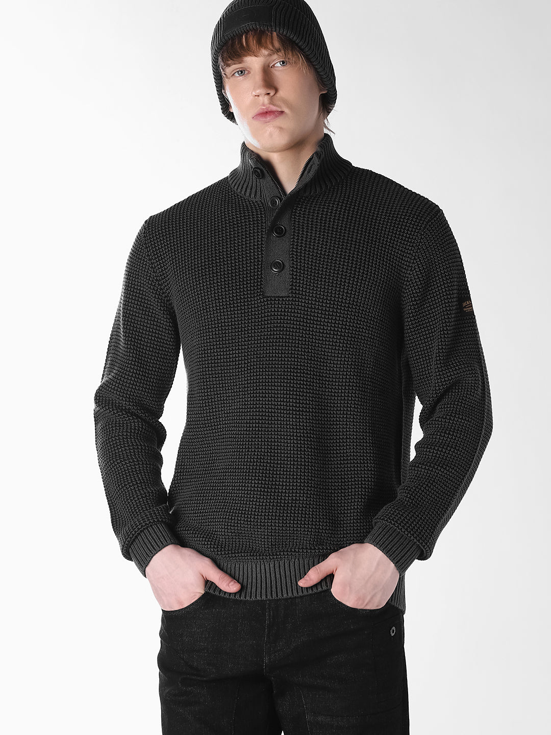 Black High neck Pullover