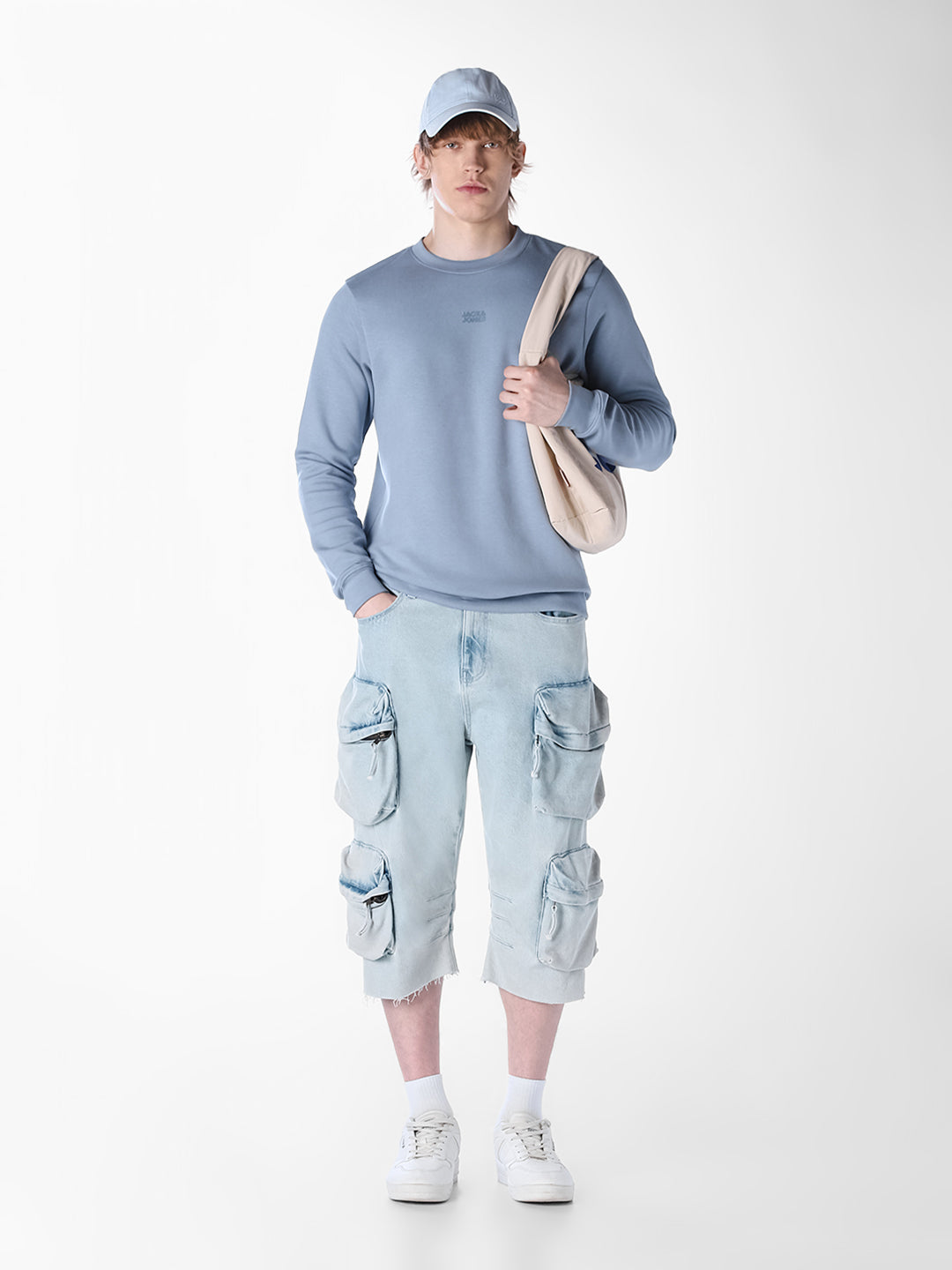 Navy Blue Solid Regular Fit Pullover