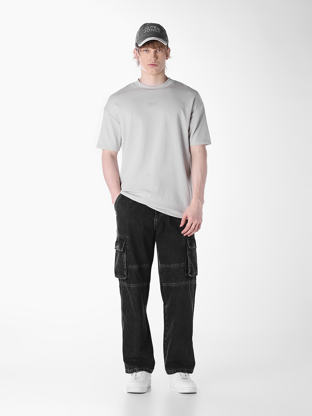 dark grey loose Fit jeans
