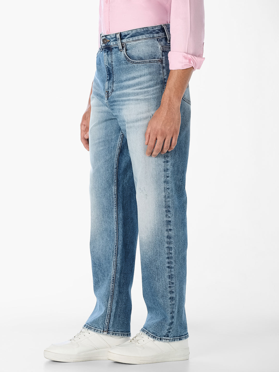 Light Washed Dario Loose Fit Jeans