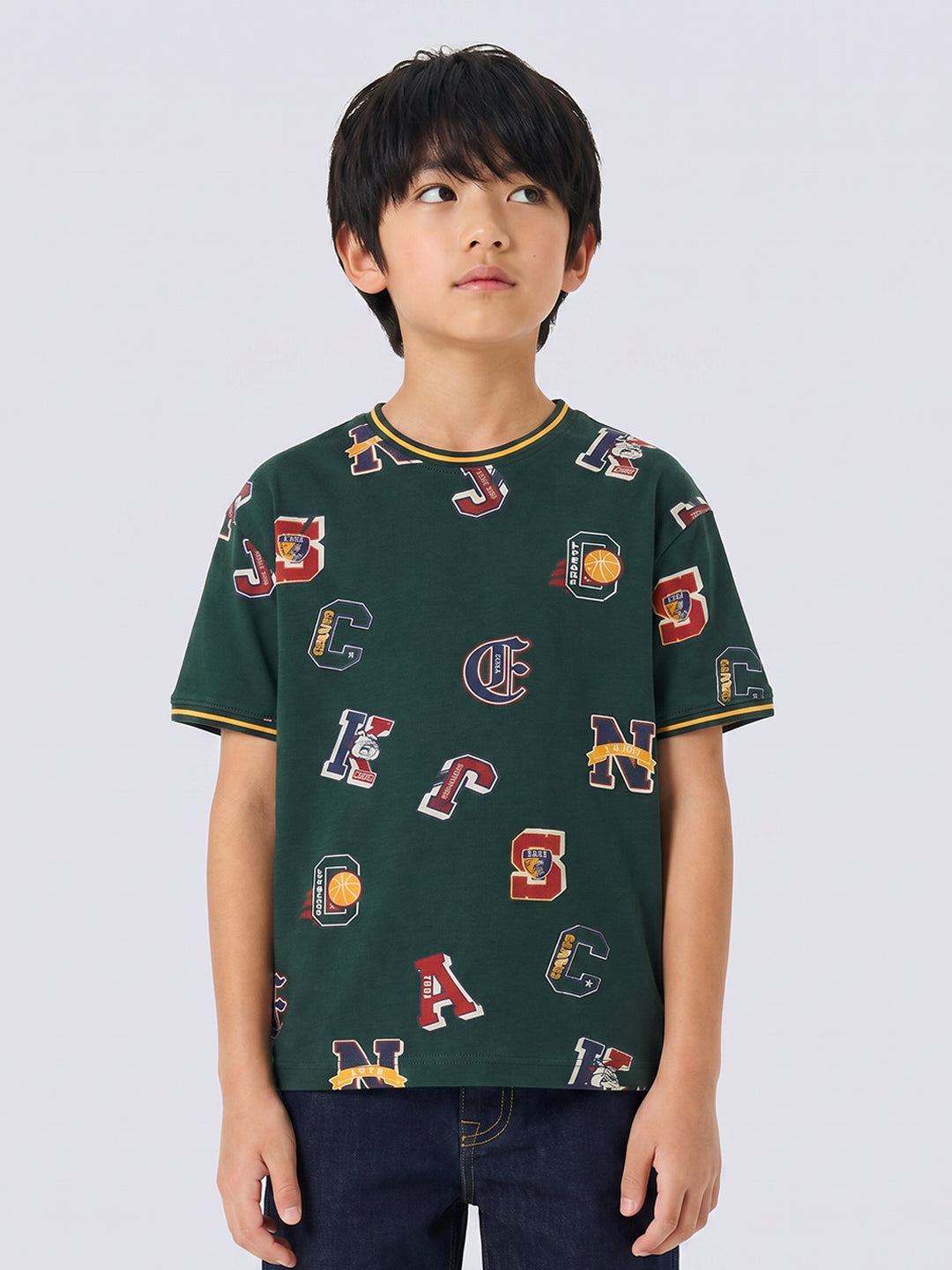Boys All-Over Graphic Print T-Shirt - 2/3Y
