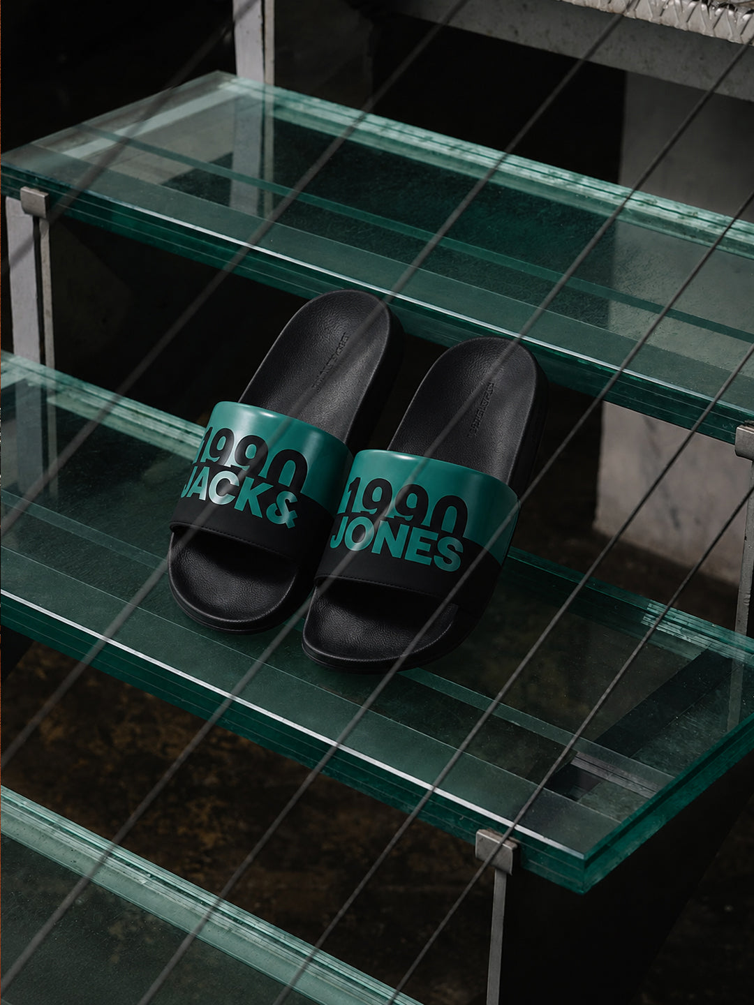 Black & Teal Printed Pool Sliders - 40